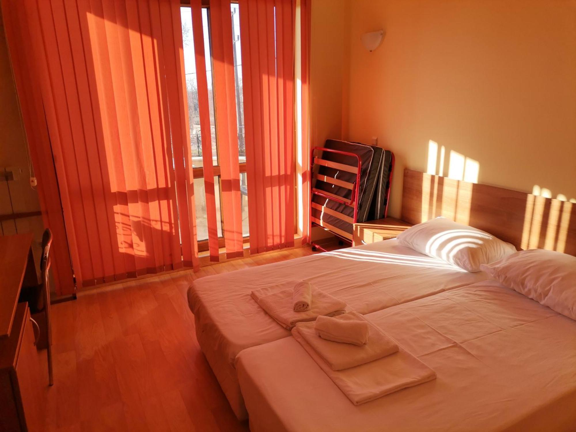 Villa B&B Varna ภายนอก รูปภาพ