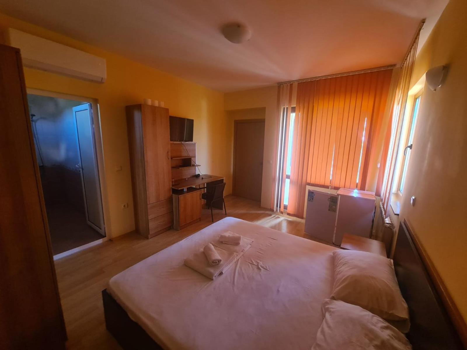 Villa B&B Varna ภายนอก รูปภาพ