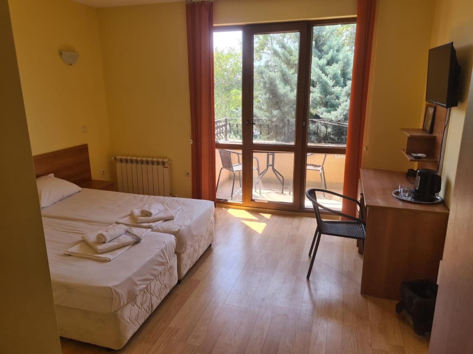 Villa B&B Varna ภายนอก รูปภาพ