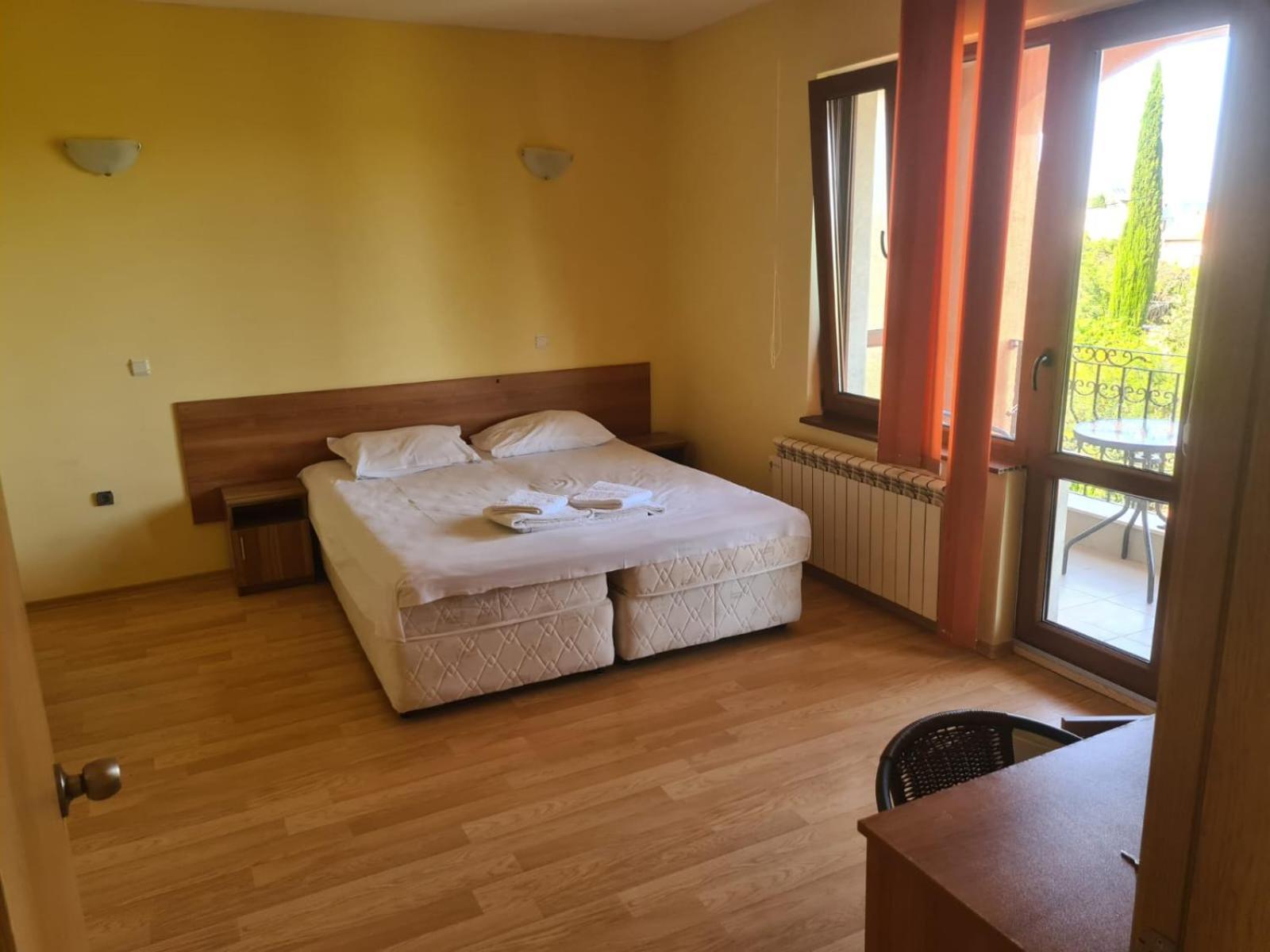 Villa B&B Varna ภายนอก รูปภาพ